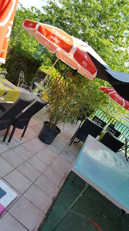 Les Sirenes Hotel Lepin-le-Lac ภายนอก รูปภาพ
